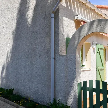 Jolie Maison T3 Bis A La Palmyre, 6 Pers, Terrasse - Fr-1-705-45 Les Mathes