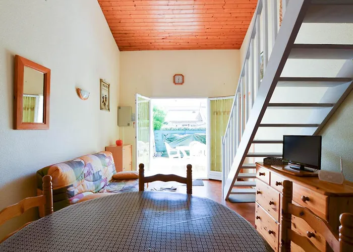 Holiday home Jolie Maison T3 Bis A La Palmyre, 6 Pers, Terrasse - Fr-1-705-45