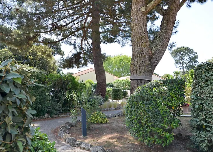 Holiday home Jolie Maison T3 Bis A La Palmyre, 6 Pers, Terrasse - Fr-1-705-45 Les Mathes