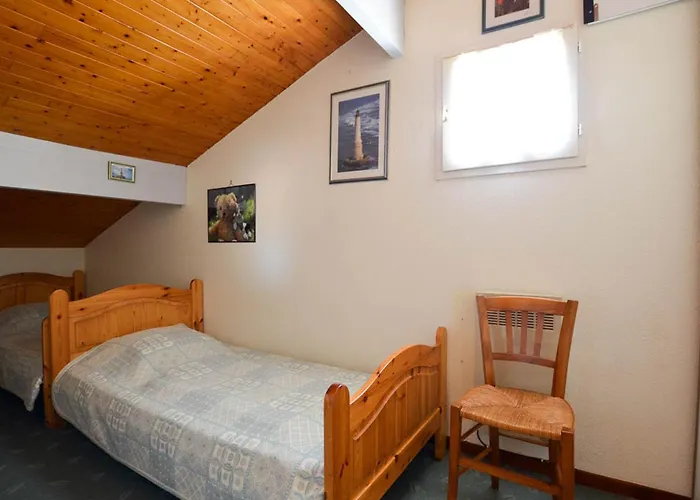 Jolie Maison T3 Bis A La Palmyre, 6 Pers, Terrasse - Fr-1-705-45 Holiday home