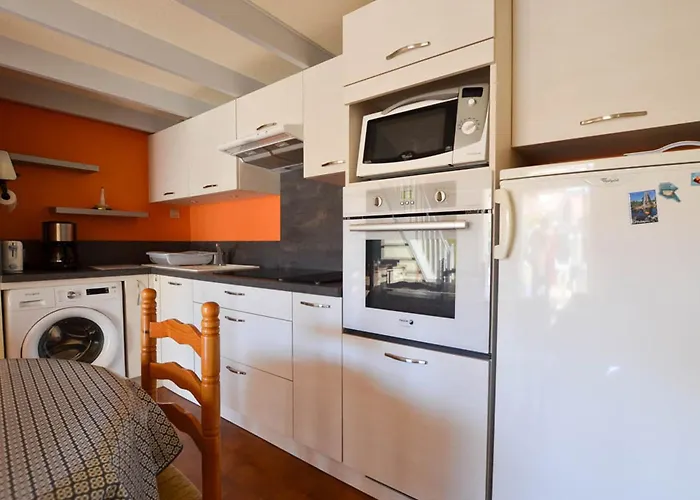 Holiday home Jolie Maison T3 Bis A La Palmyre, 6 Pers, Terrasse - Fr-1-705-45 Les Mathes