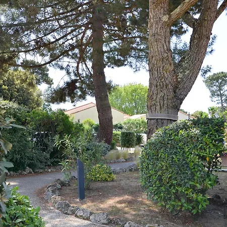 Сasa de vacaciones Jolie Maison T3 Bis A La Palmyre, 6 Pers, Terrasse - Fr-1-705-45 Les Mathes