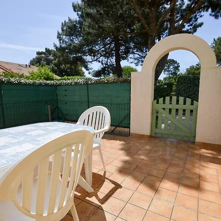 Jolie Maison T3 Bis A La Palmyre, 6 Pers, Terrasse - Fr-1-705-45 Feriehus