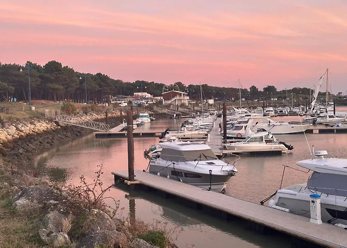 Сasa de vacaciones Jolie Maison T3 Bis A La Palmyre, 6 Pers, Terrasse - Fr-1-705-45