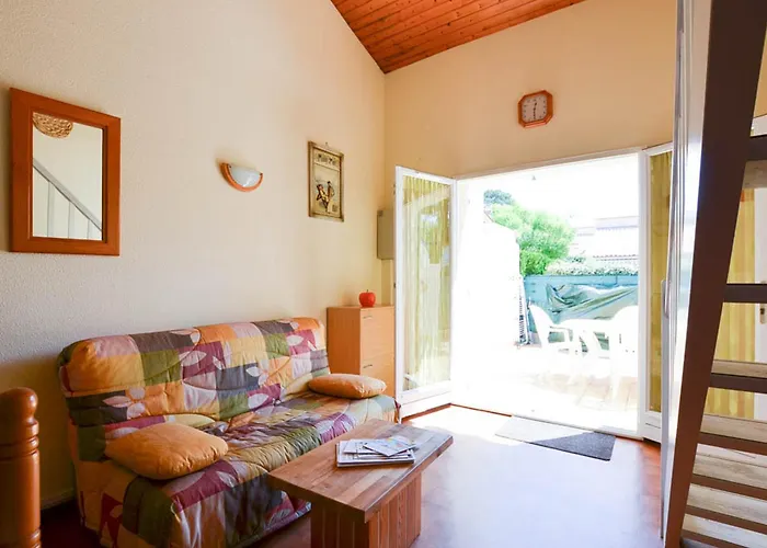 Сasa de vacaciones Jolie Maison T3 Bis A La Palmyre, 6 Pers, Terrasse - Fr-1-705-45 *