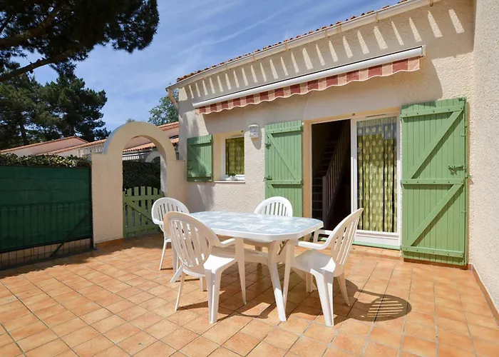 Jolie Maison T3 Bis A La Palmyre, 6 Pers, Terrasse - Fr-1-705-45 Les Mathes