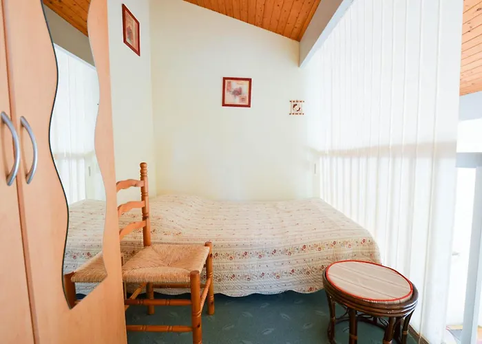 Сasa de vacaciones Jolie Maison T3 Bis A La Palmyre, 6 Pers, Terrasse - Fr-1-705-45 *